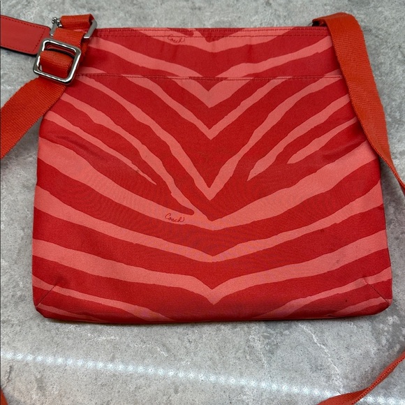 Coach Vibrant Red Zebra Crossbody Bag. 9.5 x 9 in - Picture 4 of 8